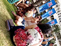 Buttcrack in student 18+'s Day