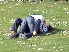 Caresses au park