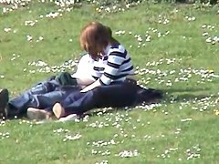Caresses au park