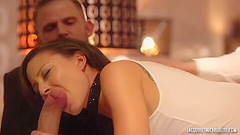 Cassie Del Isla Horny Threesome