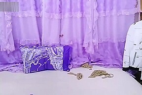 Chinese Tickle Live