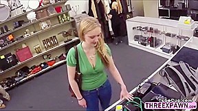 Cool Chick Sells Her Boyfriends Xbox For Being An Asshole Haha