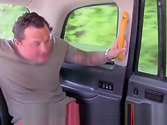 Cumcovered cabbie banged from behind