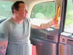 Cumcovered cabbie banged from behind