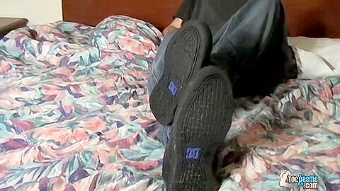Cummy Feet With Sexy Aaron - Aaron Jackson