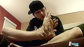 Cummy Feet With Str8 Ian - Ian Madrox
