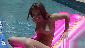 Cute babe in bikini enjoying outdoor masturbation