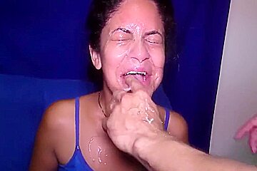 Cute teen 18+ Extreme Sloppy Throat Fuck
