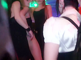 Czech goddess blows the waiter for such great service