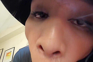 Daisy Ladyboy Blowjob Black Hat