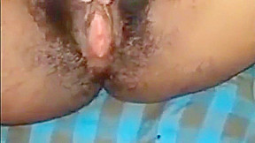 Desi Hot Behen Ki Dost Ko Ptaya Phir Uski Choot Phadi Chodke