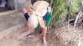 Desi Milf Outdoor Pissing Videos Compilation