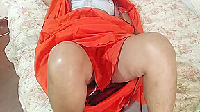 Desi Sexy Wife Dammi With Red Saree