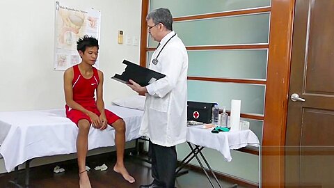 Doctor Step daddy measures twink patients ass with his cock
