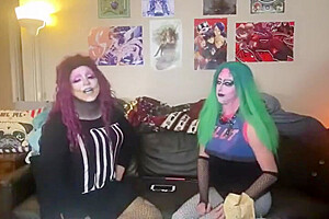 Drag Queens Read Sexy Reddit Posts