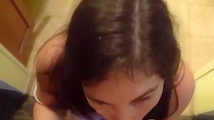 Eager wife takes 2 good loads in her face