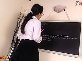 Educator in stockings provides you an excellent JOI lesson