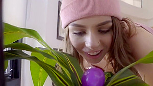Escort whore experience hardcore fucking and deepthroat