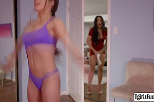 Eva Maxim - Busty Brunette Tbabe Licks And Fucks