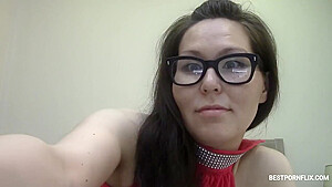 Eva Russian Webcam Model Babe Posing
