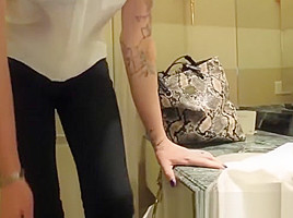 Experienced stunning TS hooker fucks with client for cash