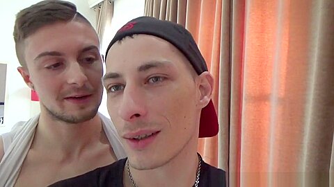 Fabien fucked bareback by Jerem on London - BarebackersFromLondon