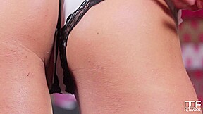 Fascinating Fanny - PornWorld
