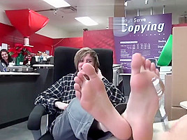 Feet 65