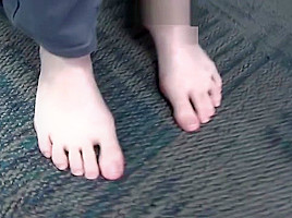 Feet 65