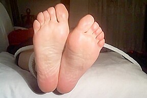 Feet tickling torture Slave girl Princess Jasmine