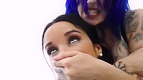 Female sleeperhold