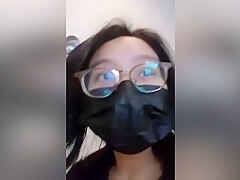 Filipina Public Play