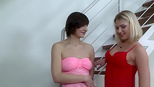 Fingering lesbos toyed