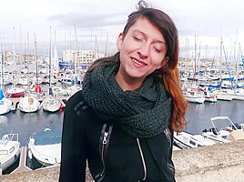 First sodomy in Sète for Melany, 23 years old!