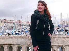 First sodomy in Sète for Melany, 23 years old!