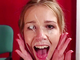 Frisky Stunner Gets Sperm Load On Her Face Eating All The Lo