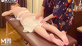 Fucks Huge Big Dick And Takes Massage Orgasm