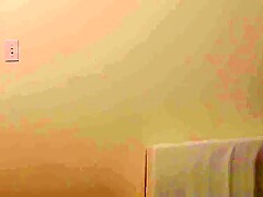 Gay teen 18+ gives facial after fucking stepdad