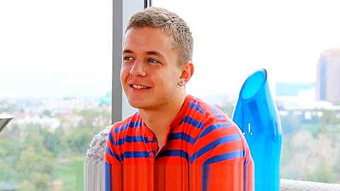 GayCastings - Ian Levine's fucked in first porn scene