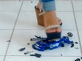 Girl crush toy car