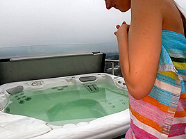 Golden Golf Ball Pussy Stuffing Rebeka Ruby One Got Stuck Then Jacuzzi