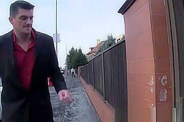 Goldenshower slut pounded