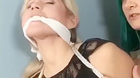 Greenhead Slut, Lesbian Scene