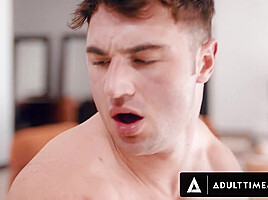 HETEROFLEXIBLE - Curious Straight Hunk Can't Resist His Gay Buddy's Perfect Ass! ANAL CREAMPIE