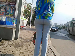 HIPS nalgona LADY IN THE HUNDRED CLUB HERE