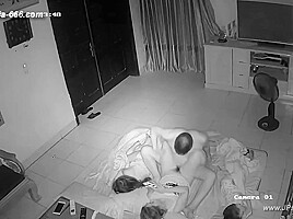Hackers use the camera to remote monitoring of a lover's home life 610