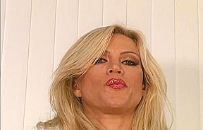 Hairy twat in transparent tights