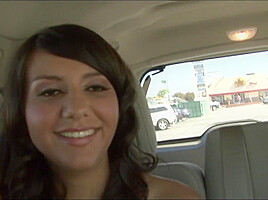 Her car broke down, guy helped, and this is how she shows her gratitude by Public Pickup