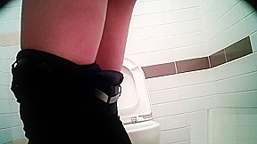 Hidden toilet_2135
