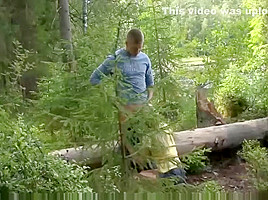 Hitchhiker fucked in the woods